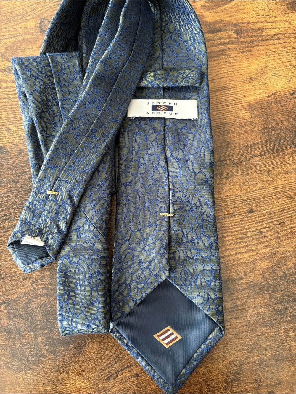 Classic Blue Floral Men's Tie - Picture 2 of 2
